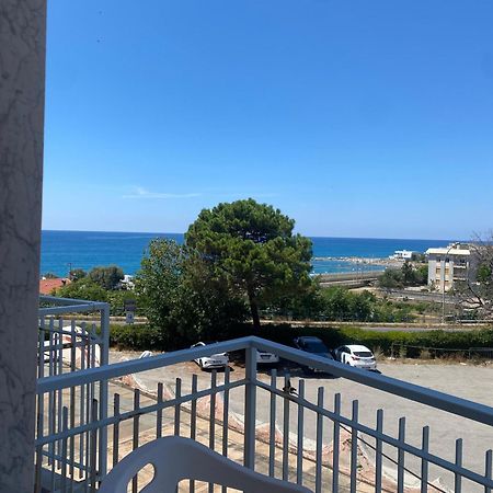 Al Torrione Bed & Breakfast Campora San Giovanni Exterior foto